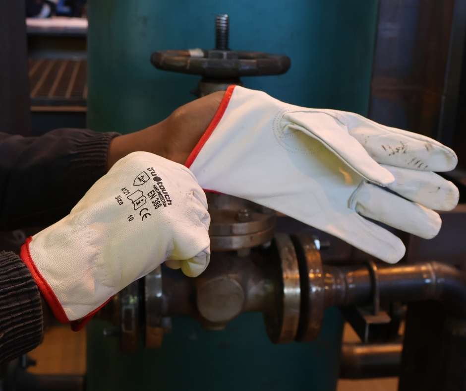 5 Hand Safety Rules That Prevent Serious Injuries at Work 1 Meet our Boilermaker Mbongiseni Zulu 3